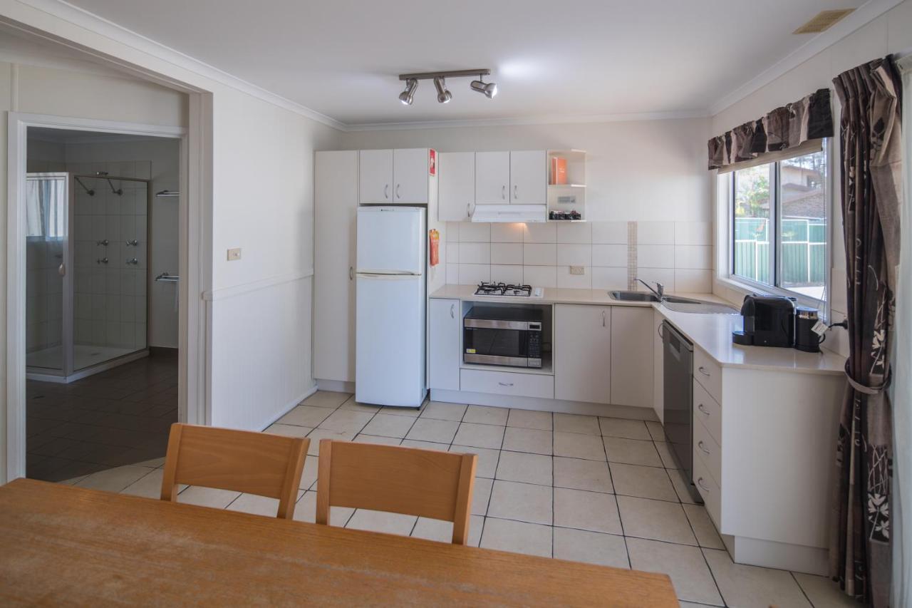 Ingenia Holidays Lake Macquarie Mannering Park Bagian luar foto