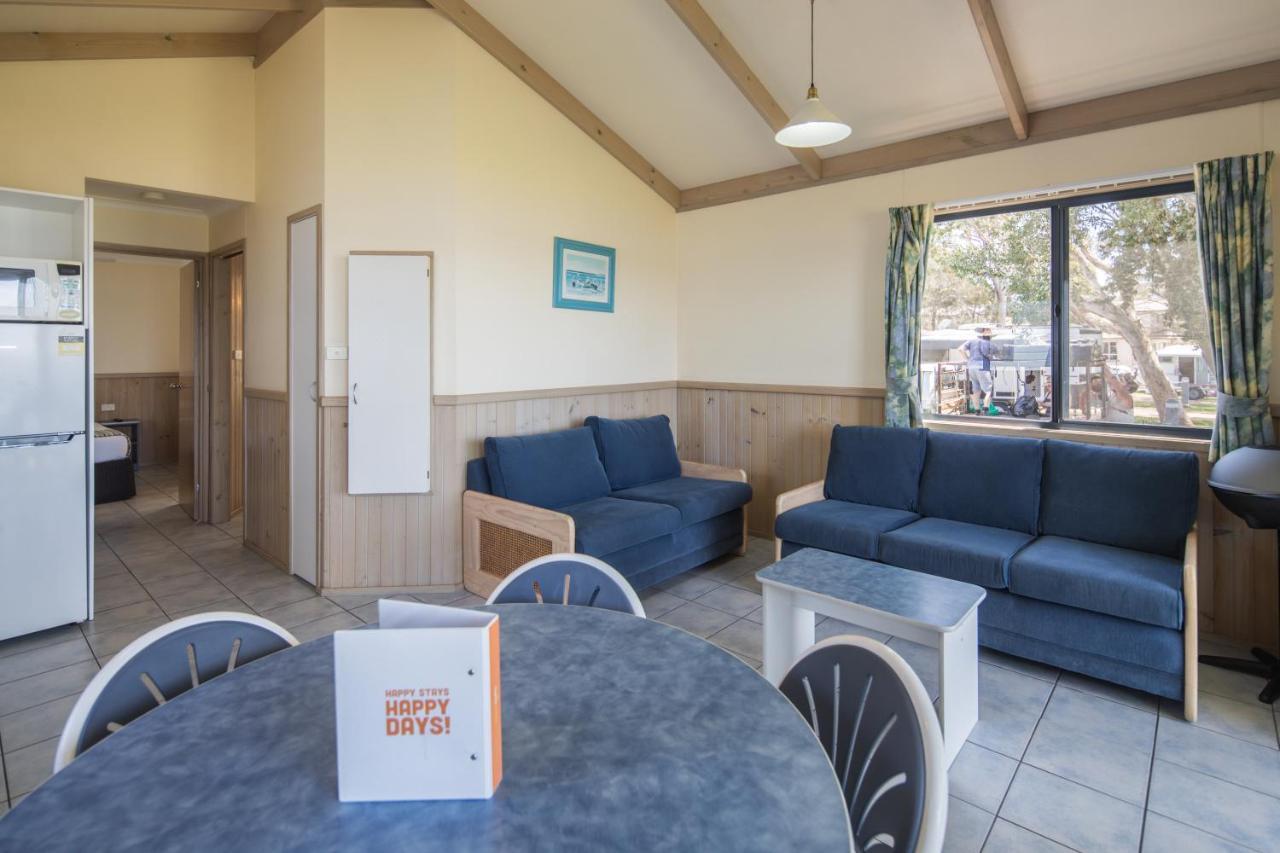 Ingenia Holidays Lake Macquarie Mannering Park Bagian luar foto